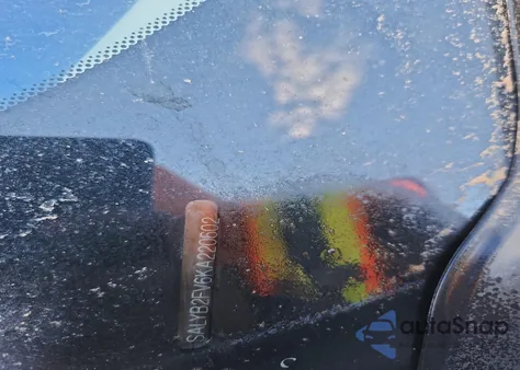 2019 Land Rover Range Rover Velar S z USA, uszkodzony, nr VIN SALYB2FV6KA220602